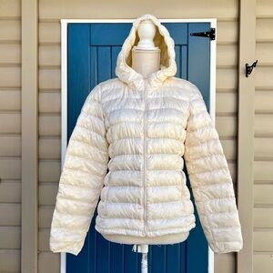 TNA Off-White goose down jacket Puffer Women’s Size Medium